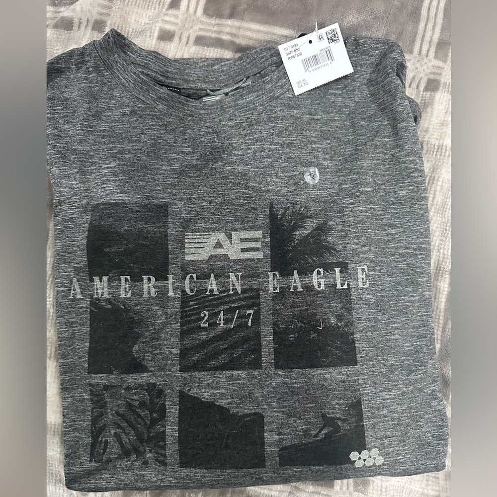 American eagle 24/7 graphic t-shirt